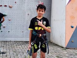 Panjat tebing sampit diminati anak sejak dini